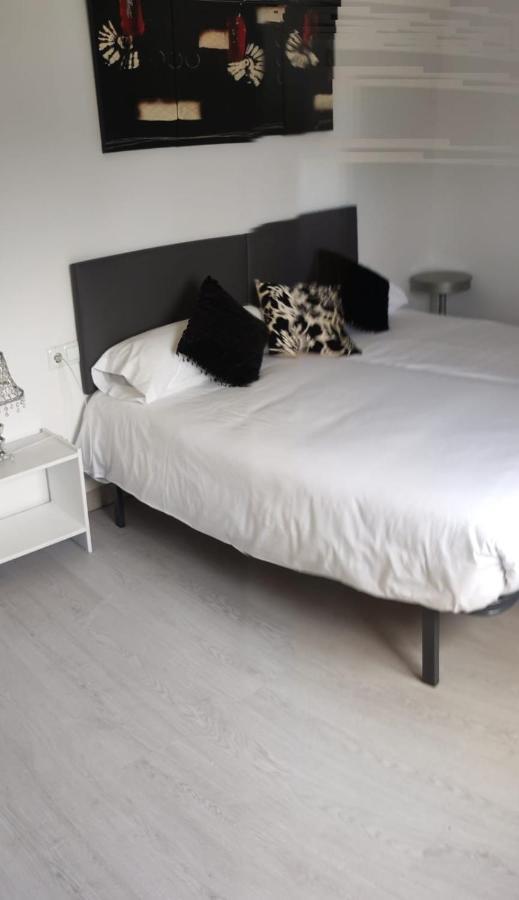 Апартаменты Apartamento Calle Azorin Марбелья Экстерьер фото